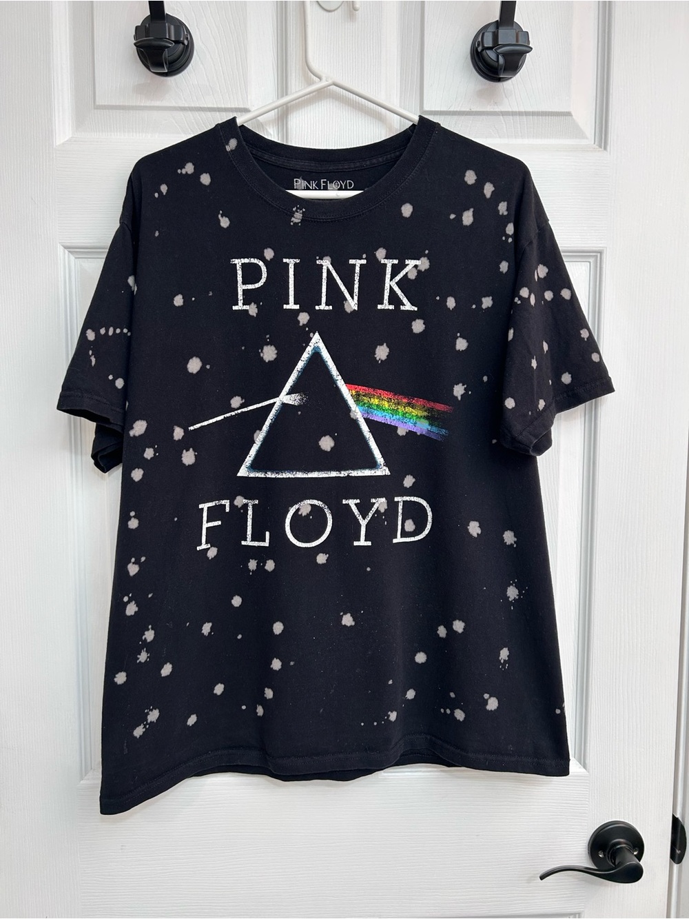Pink Floyd Black Short-Sleeve Tee with Prism Rainbow Graphic
